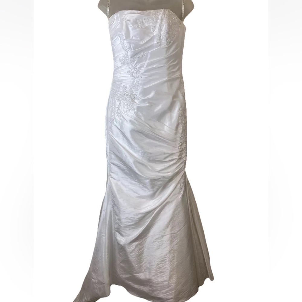 MAGGIE SOTTERO MEMORIES Sz 6 White Strapless Ruched Sequin Satin Wedding Gown
